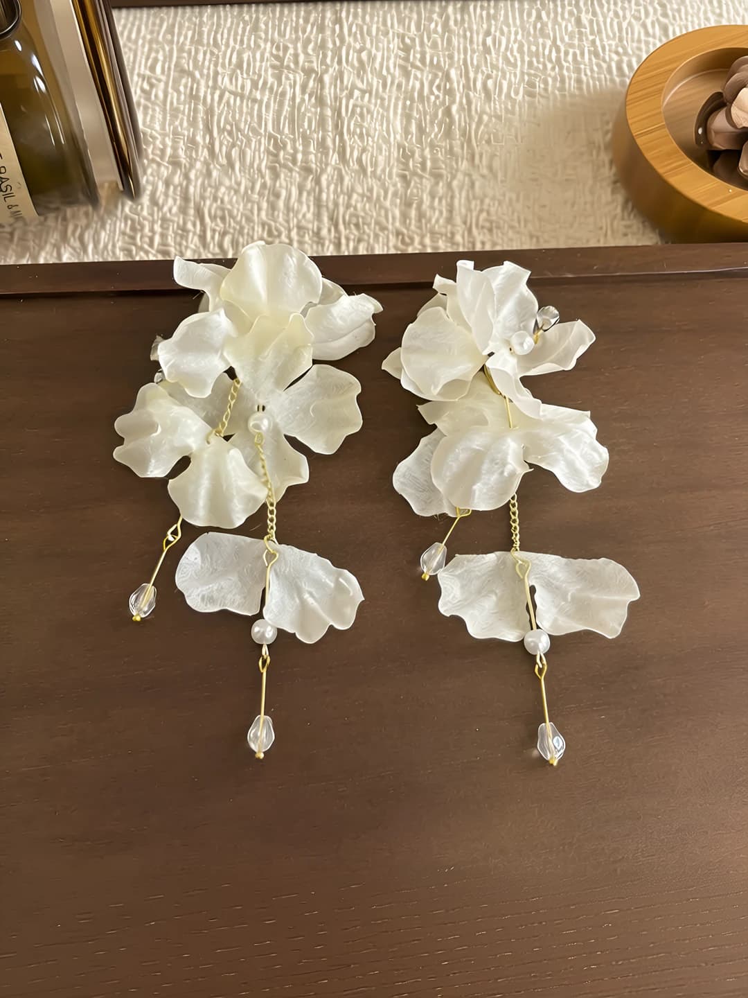 Beige flower, 10 cm
