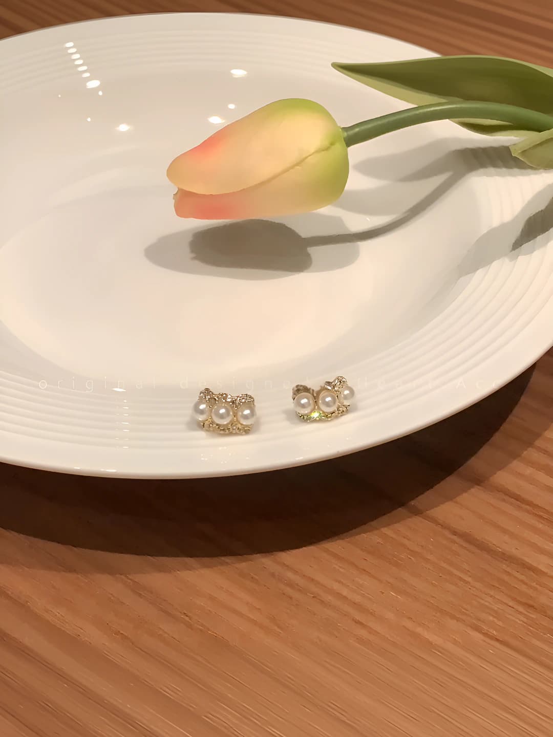 Золотые серьги в стиле Chanel (серебро)