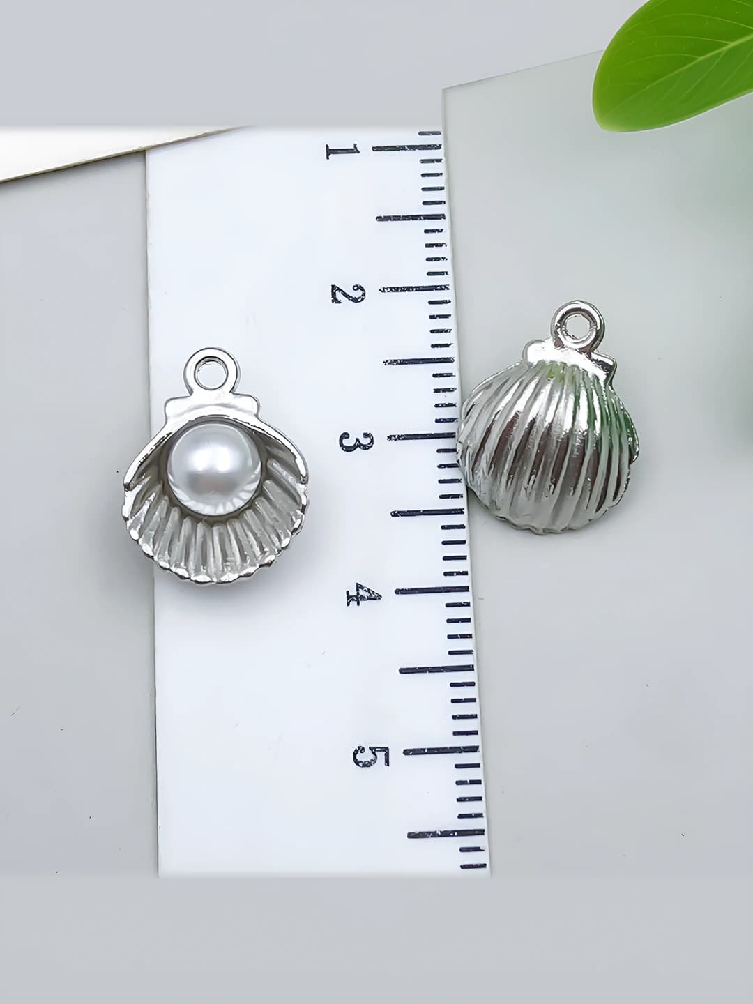 White gold, white ocean, pearl, shell, 15x12mm, 1.1g