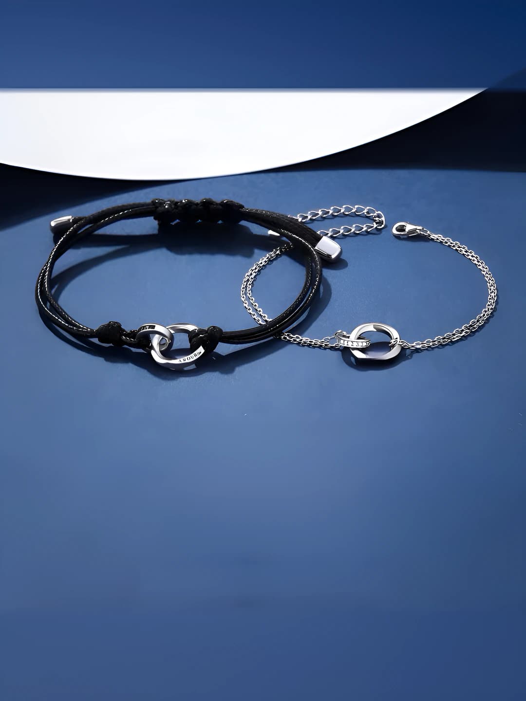 Women's hand-woven bracelet with Mobius ring design