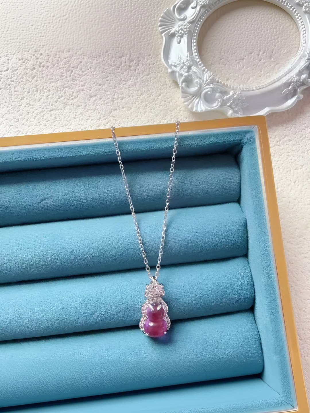 214 Small gourd pendant - Silver-purple