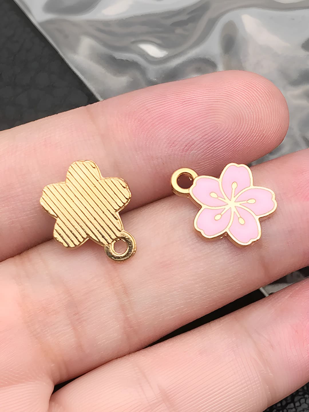 1 ta pushti kichik sakura guli 12x14.5mm-0.7g-12086