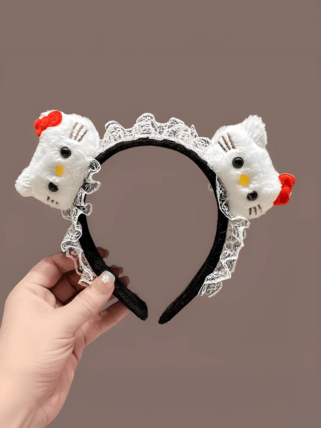 Ikki tomonlama Kitty soch tasi