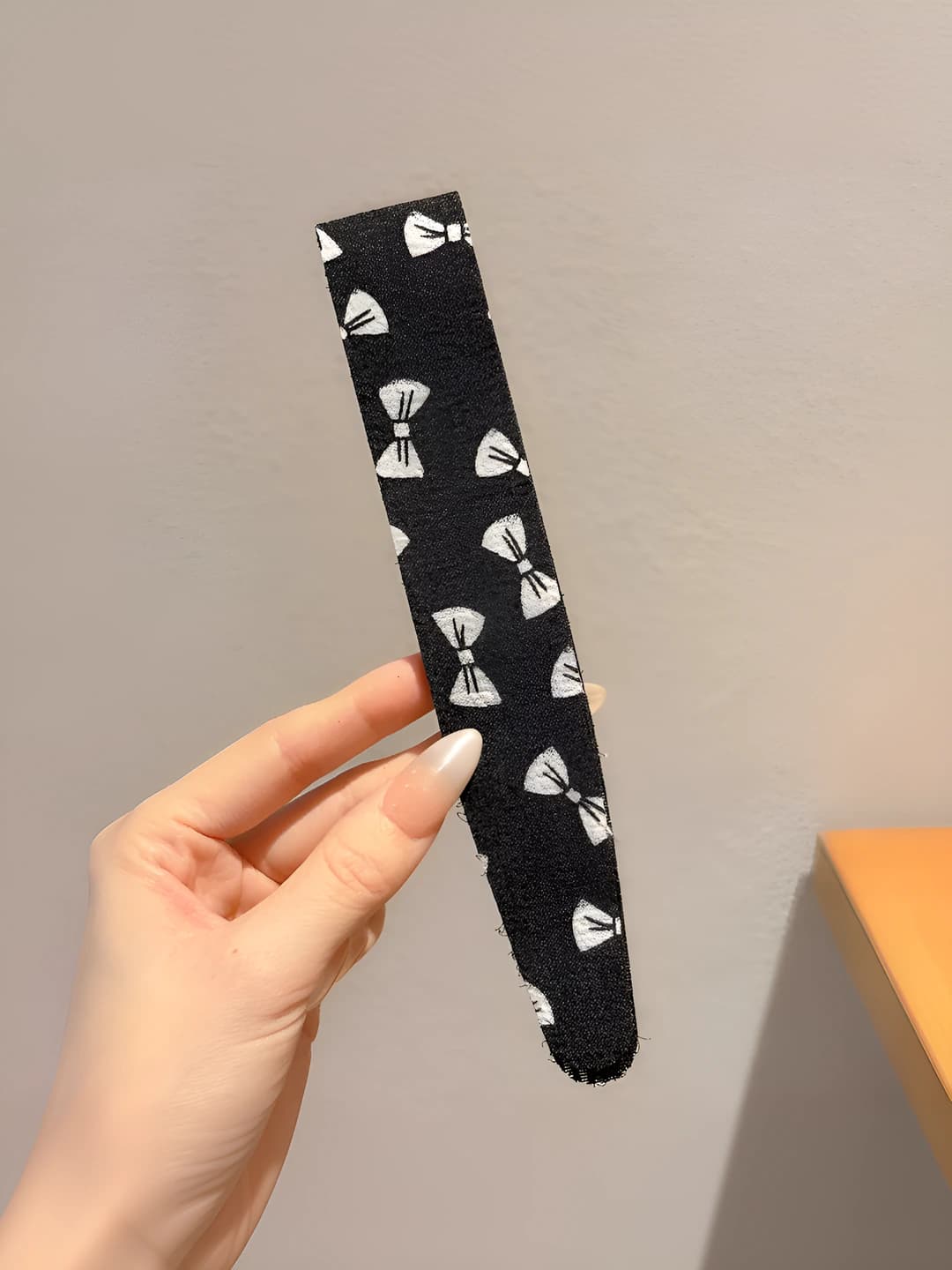 4# Чёрный бант, ~36*3cm