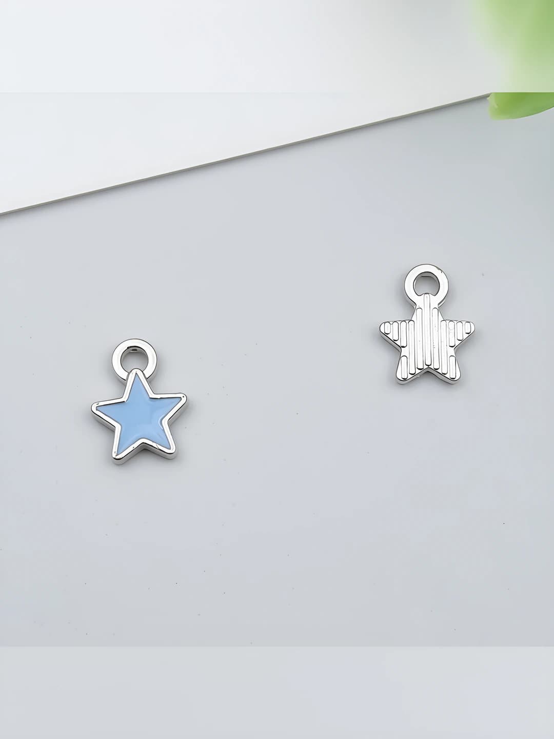 1 pc White K Blue Small Star 6x9mm-0.2g-21908