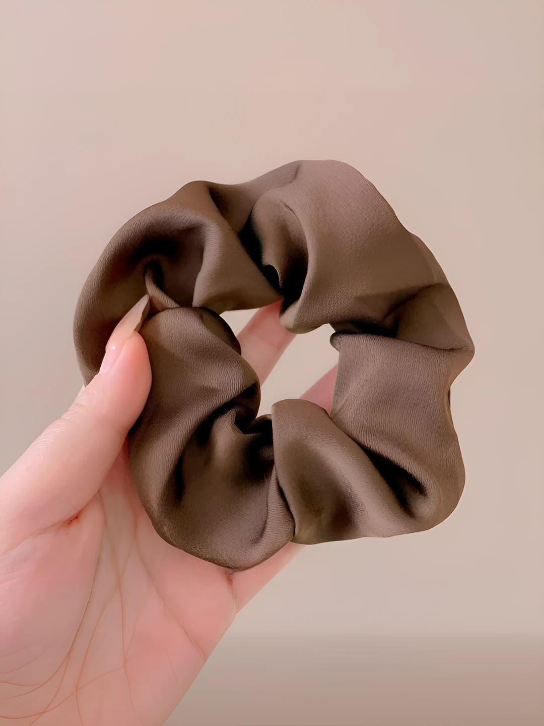 2# Dark brown large scrunchie (12 cm)