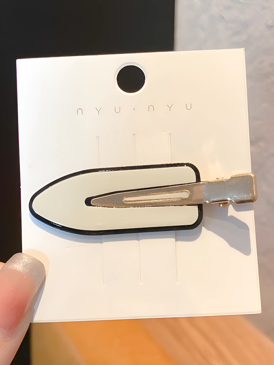 11# White invisible clip