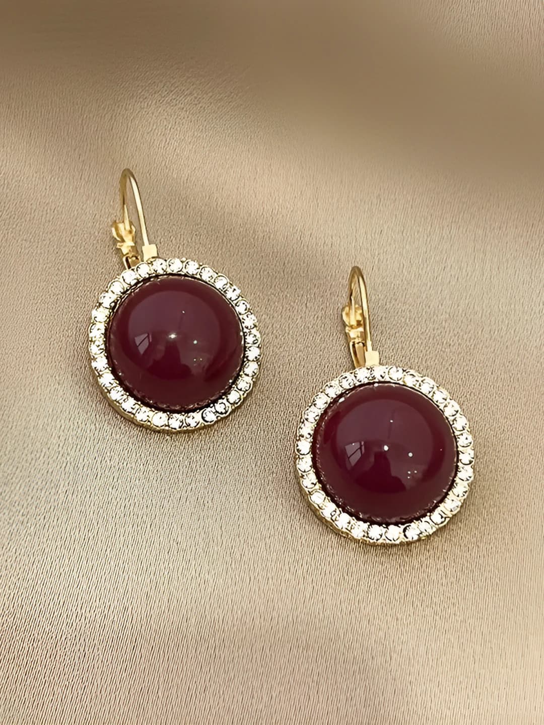 Diamond red pearl ear clip 976