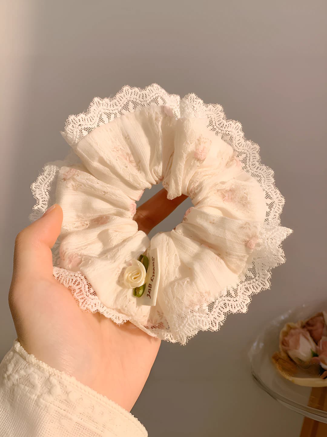 1# Floral lace 13 cm