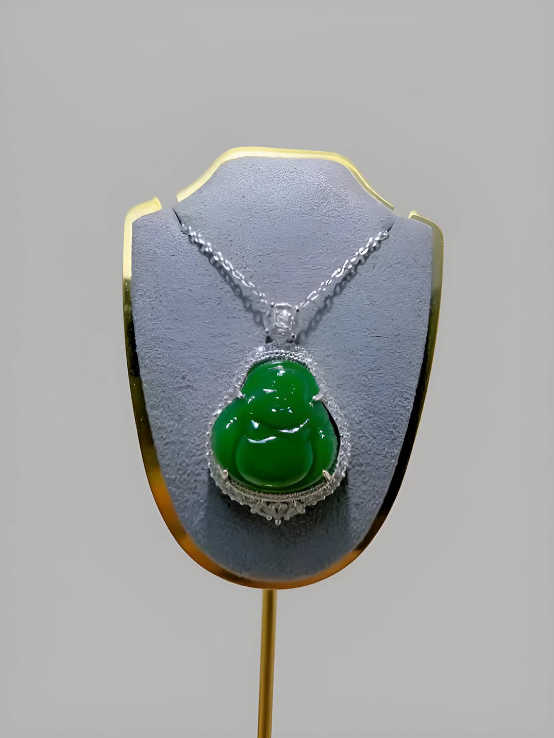 256 Large Buddha - Silver green