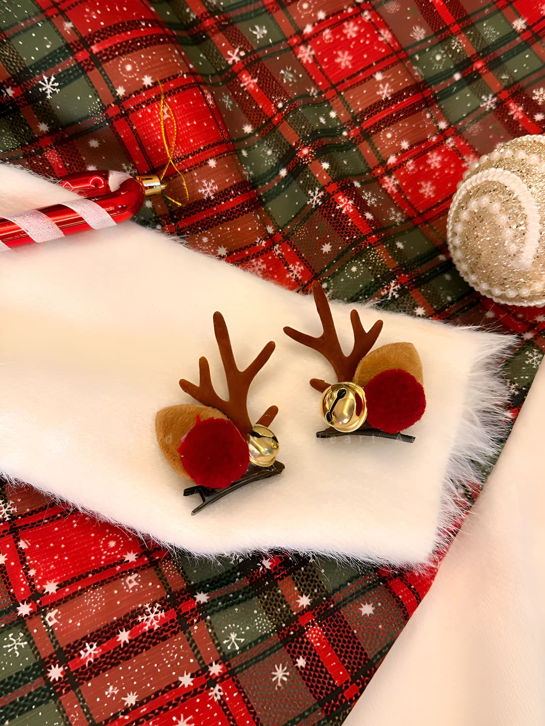 Coffee deer antlers and pom bell clips