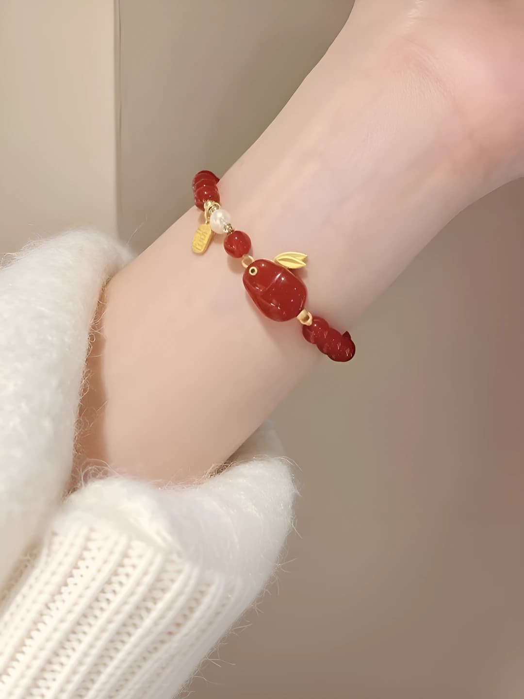 Women's beaded bracelet: 2026 zodiac year, red rabbit, lucky beads, cute style
