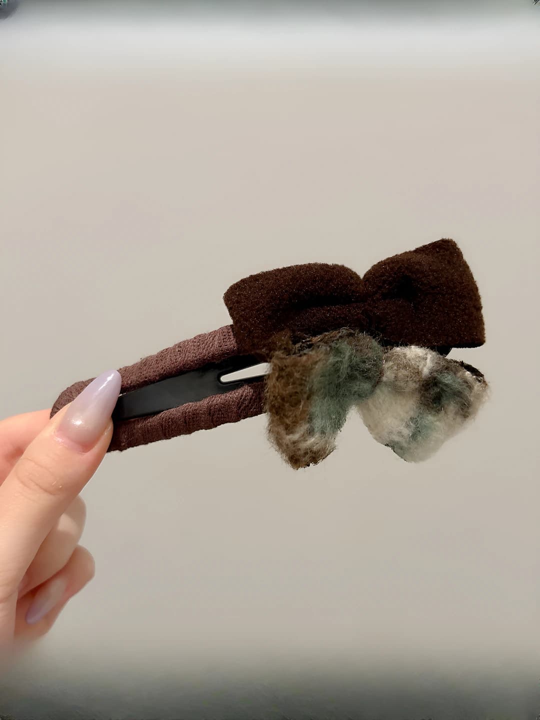 Grey-green bow 11.5 cm