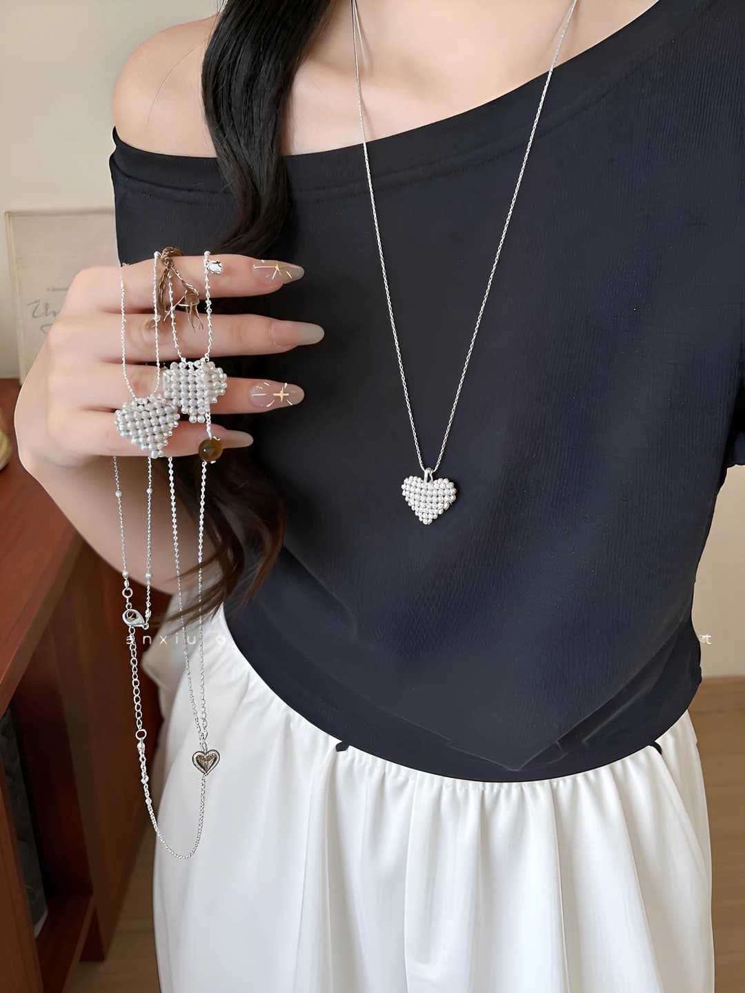Women's hand-woven heart pendant necklace, 51-60 cm, light luxury style chain