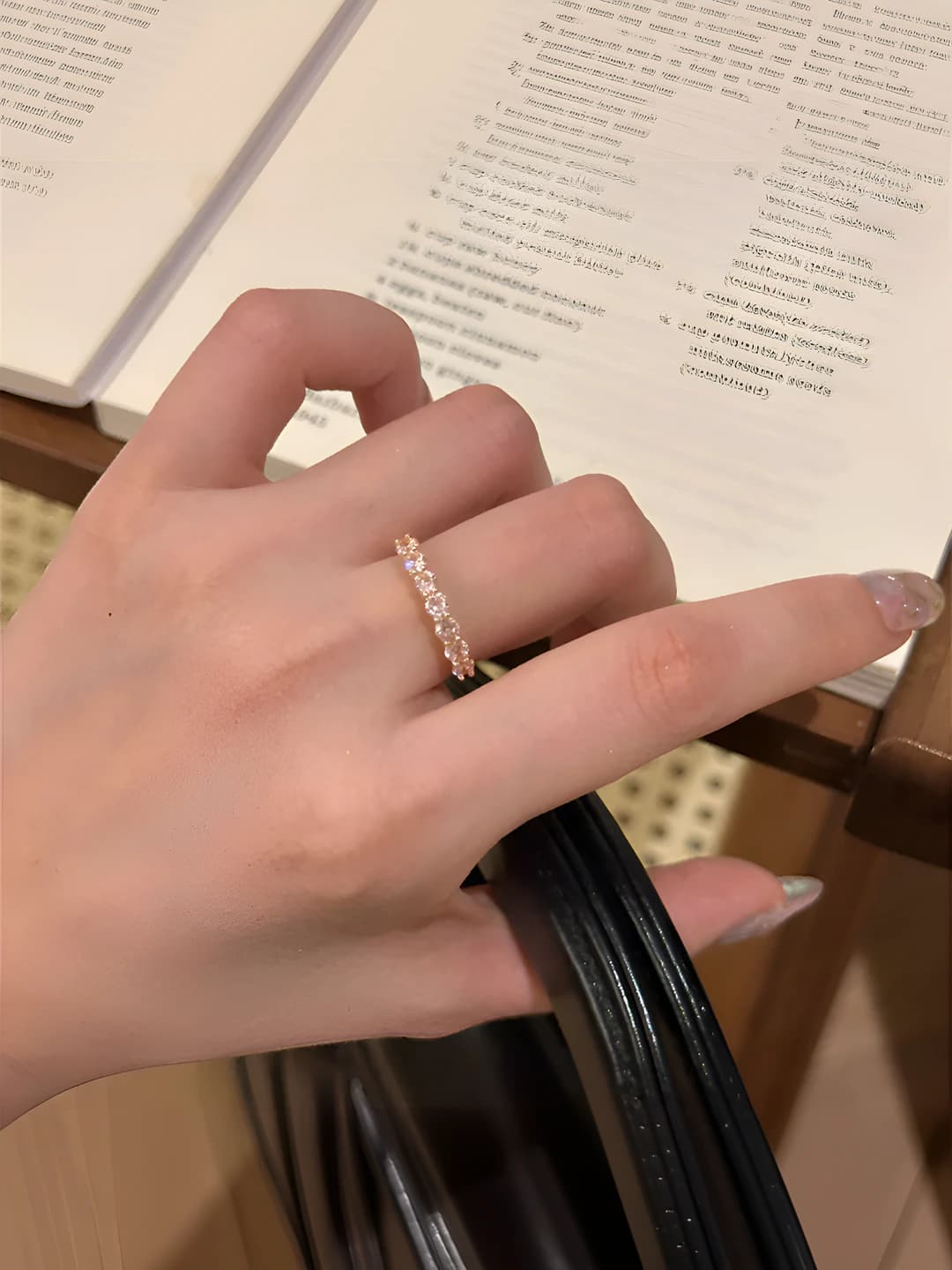 Q001 Pink diamond ring
