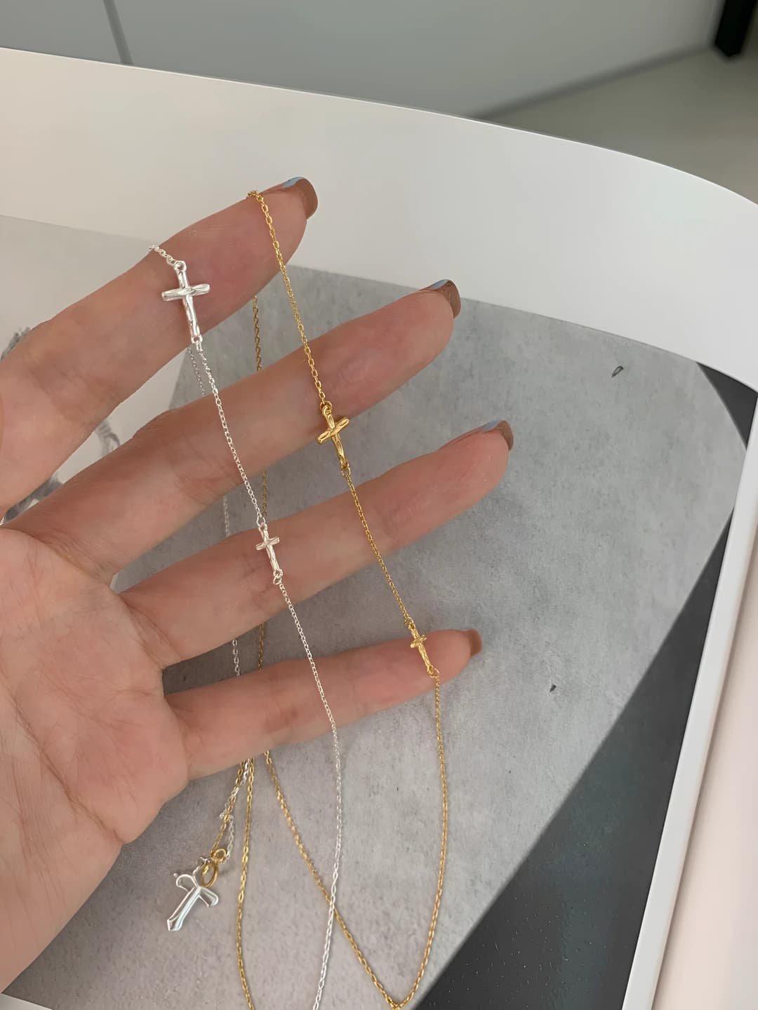 Women's mini cross pendant necklace in Korean style, copper, snake chain, 41-50 cm