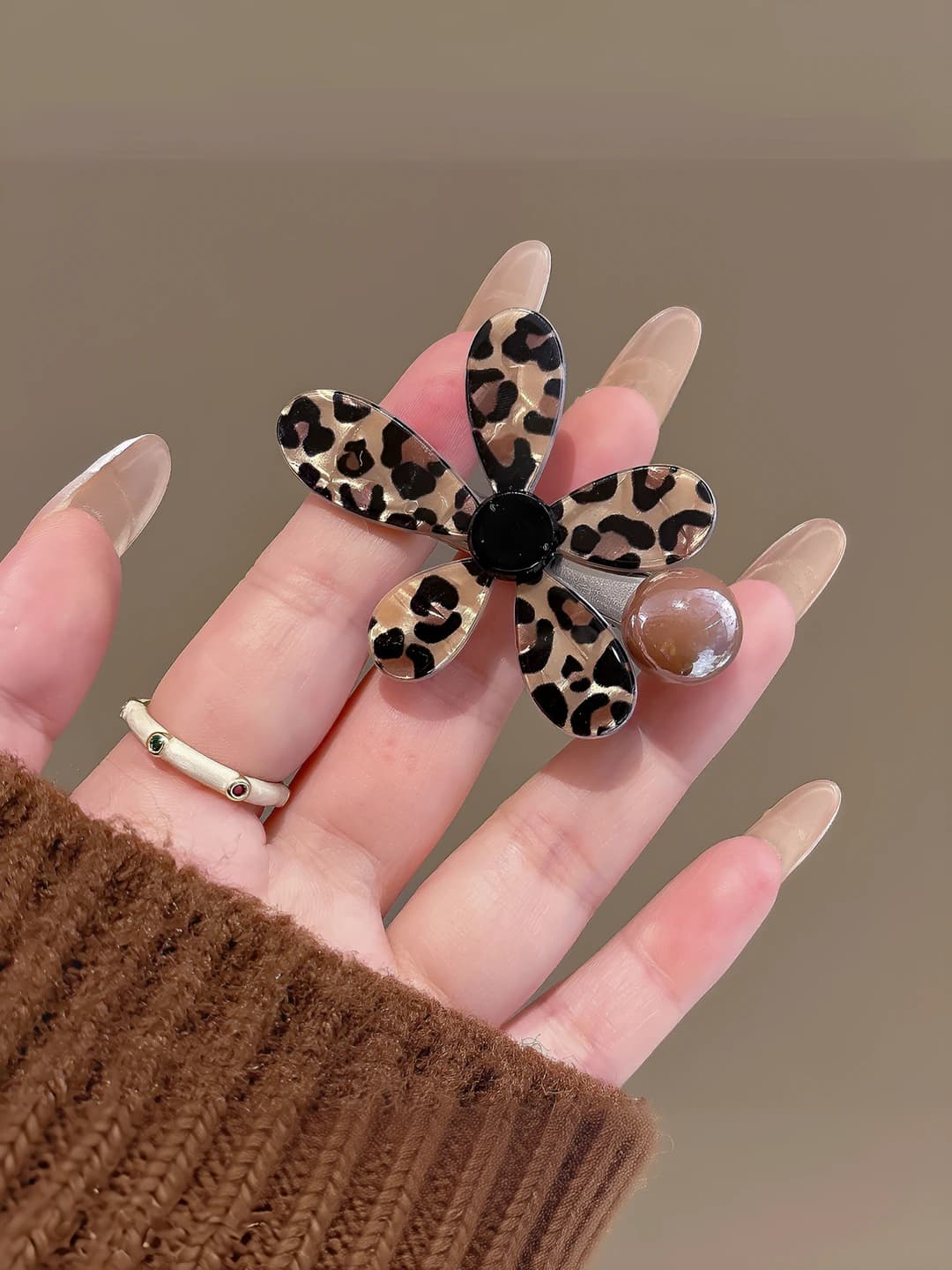 1# Leopard flower clip 1 pc ~6.5 cm