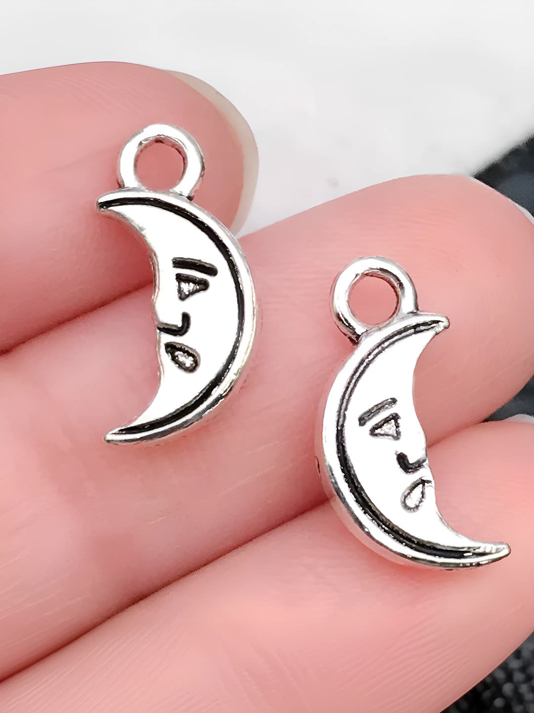1 шт. старинное серебро луна 7x14mm-0.7g-10955