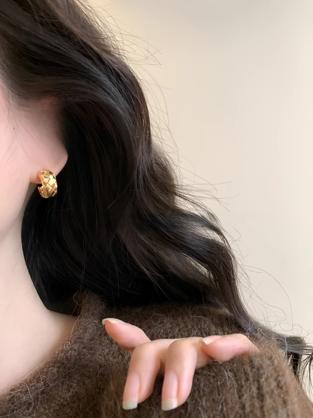 59 Ear clip - Gold