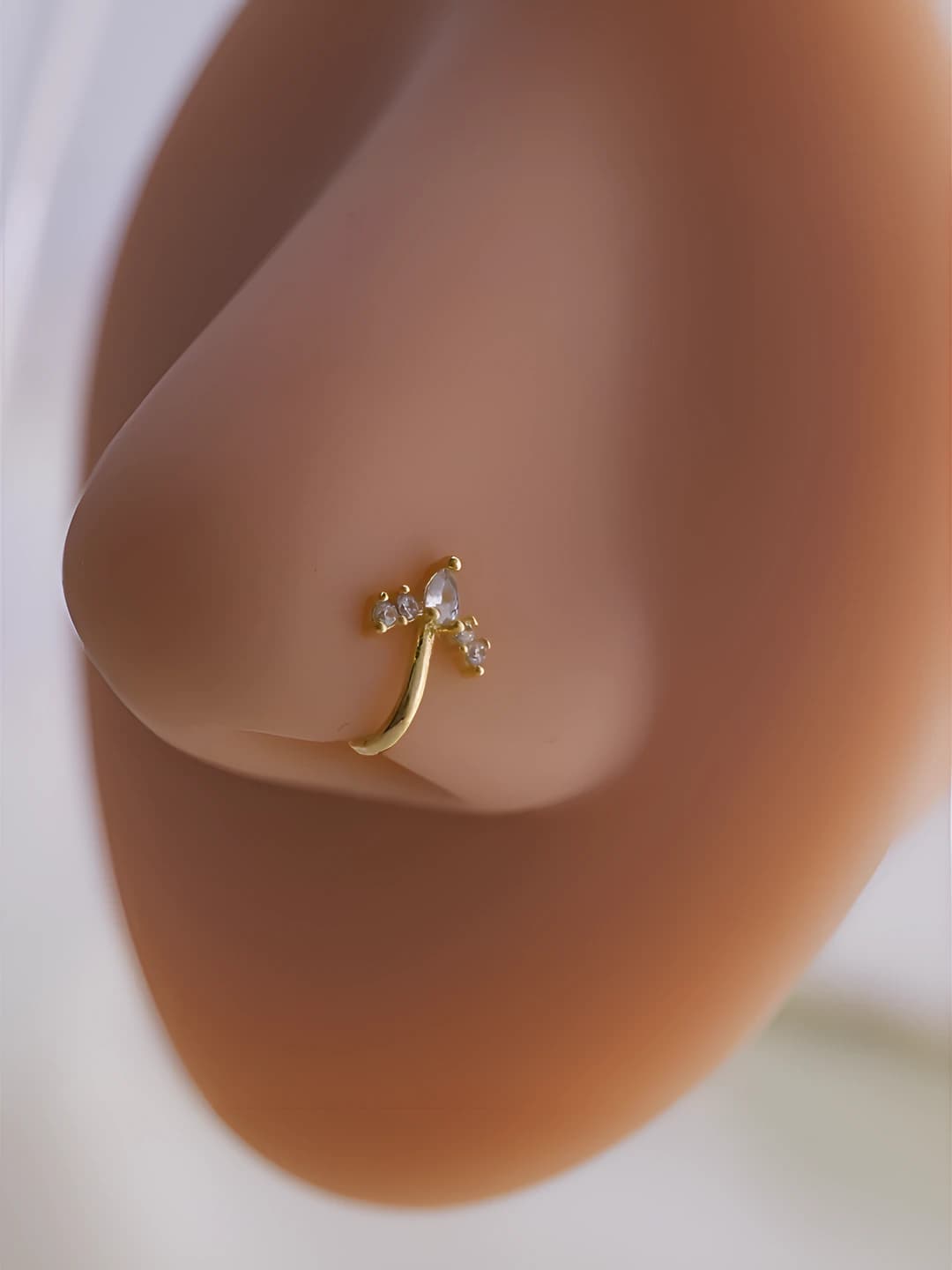 Women's non-piercing U-shaped nose clip with zircon, geometric shape, simple style