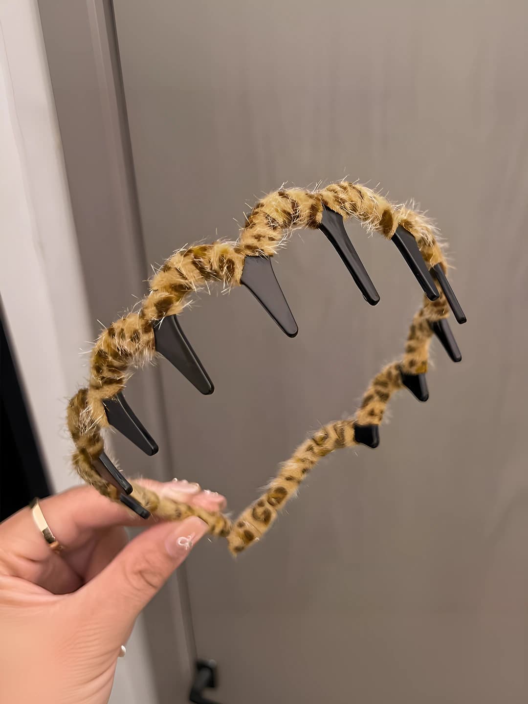 Xaki leopard