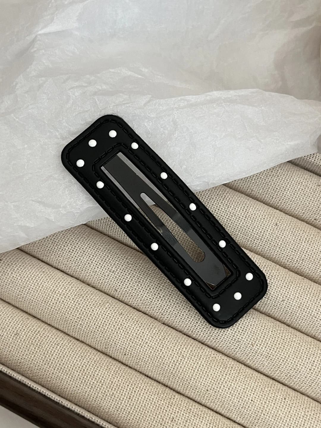 Black - straight BB clip with white polka dots