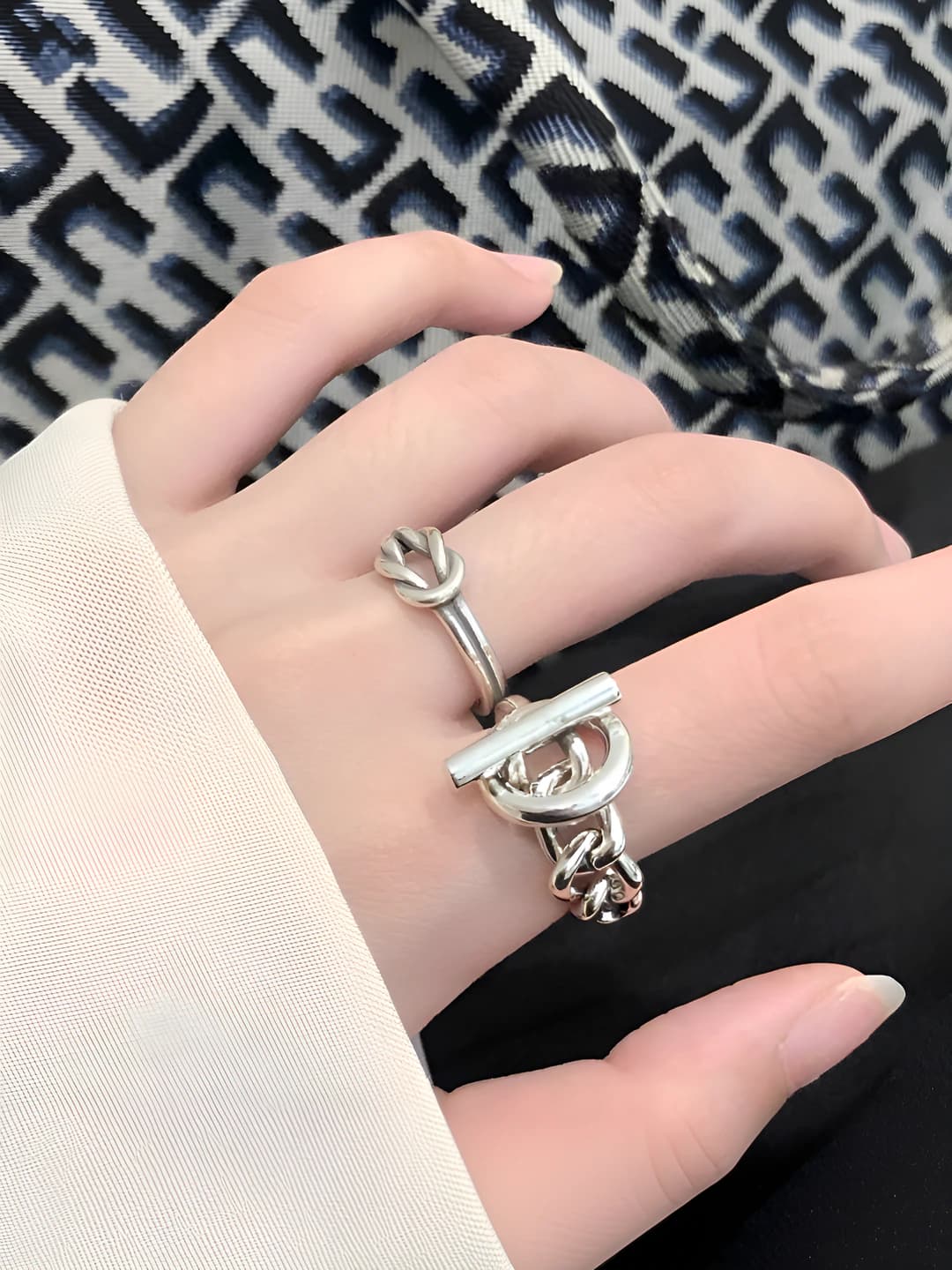 Women's retro style OT buckle chain open ring, geometric shape, made of copper