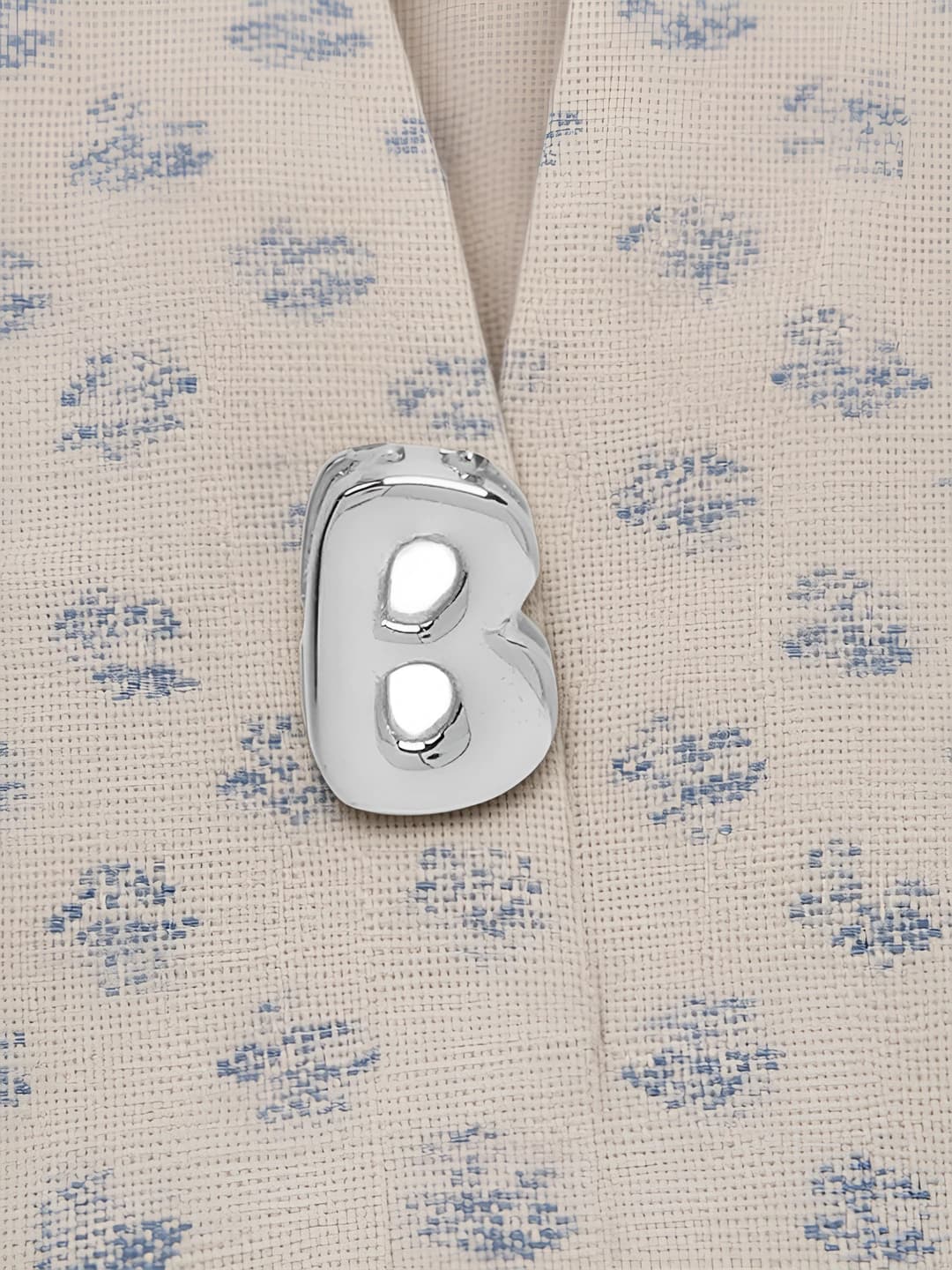 White gold B (pendant)