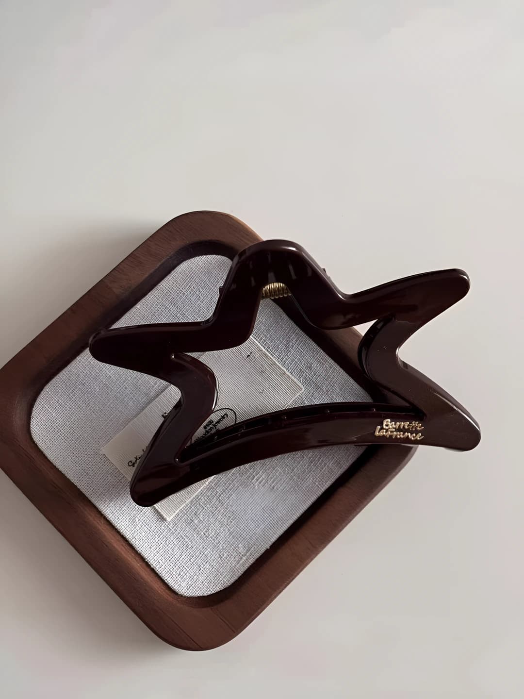 7# Chocolate star clip ~11 cm