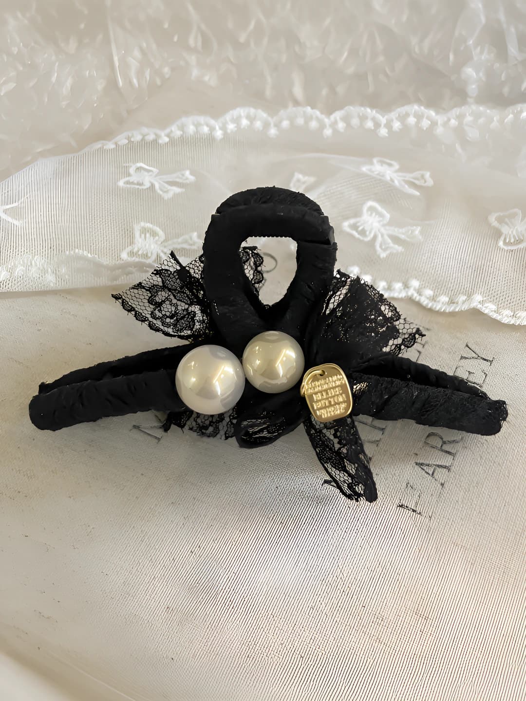 Pearl, lace, bow clip 13 cm