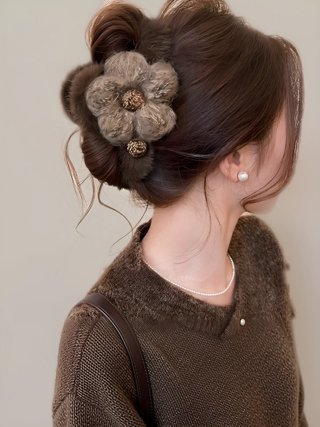 Dark coffee, yarn, flowers, 13 cm