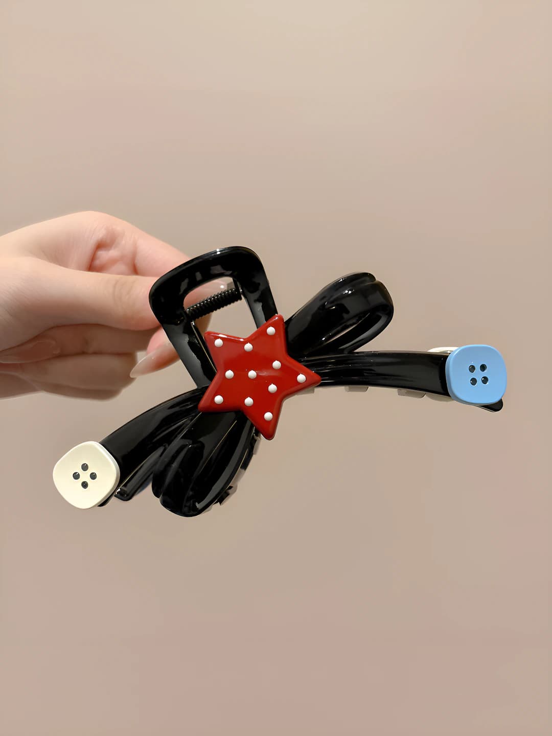 Black ~11 cm