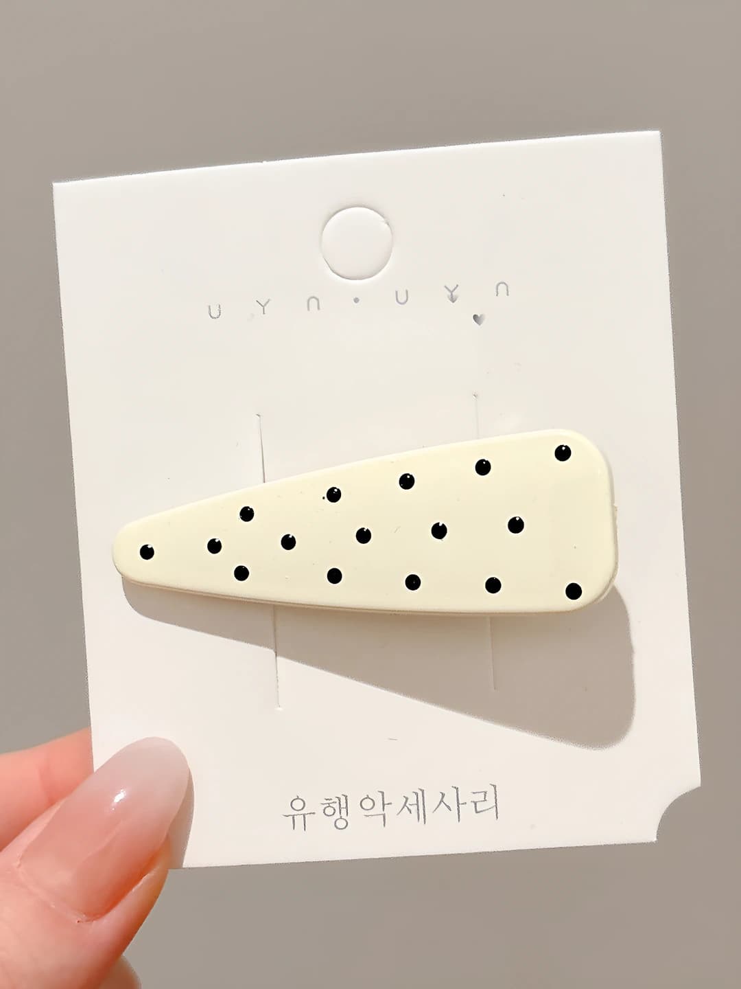 2# Beige black polka dot clip ~5.7cm
