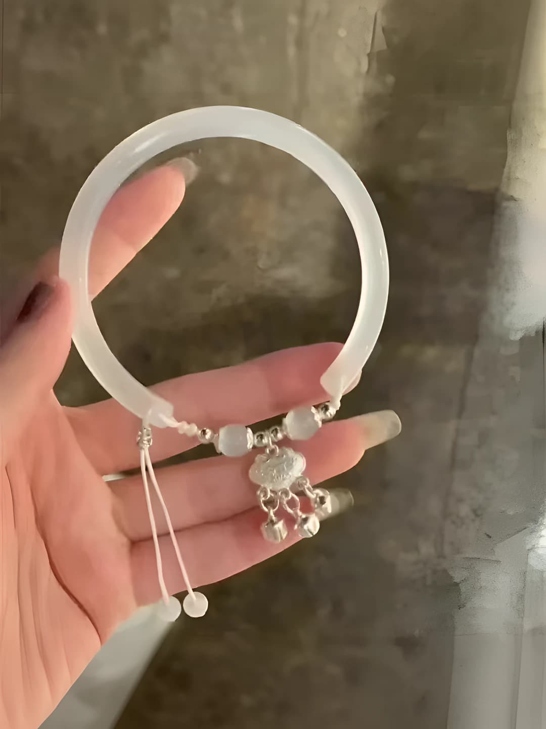 Silver moonlight lock bracelet