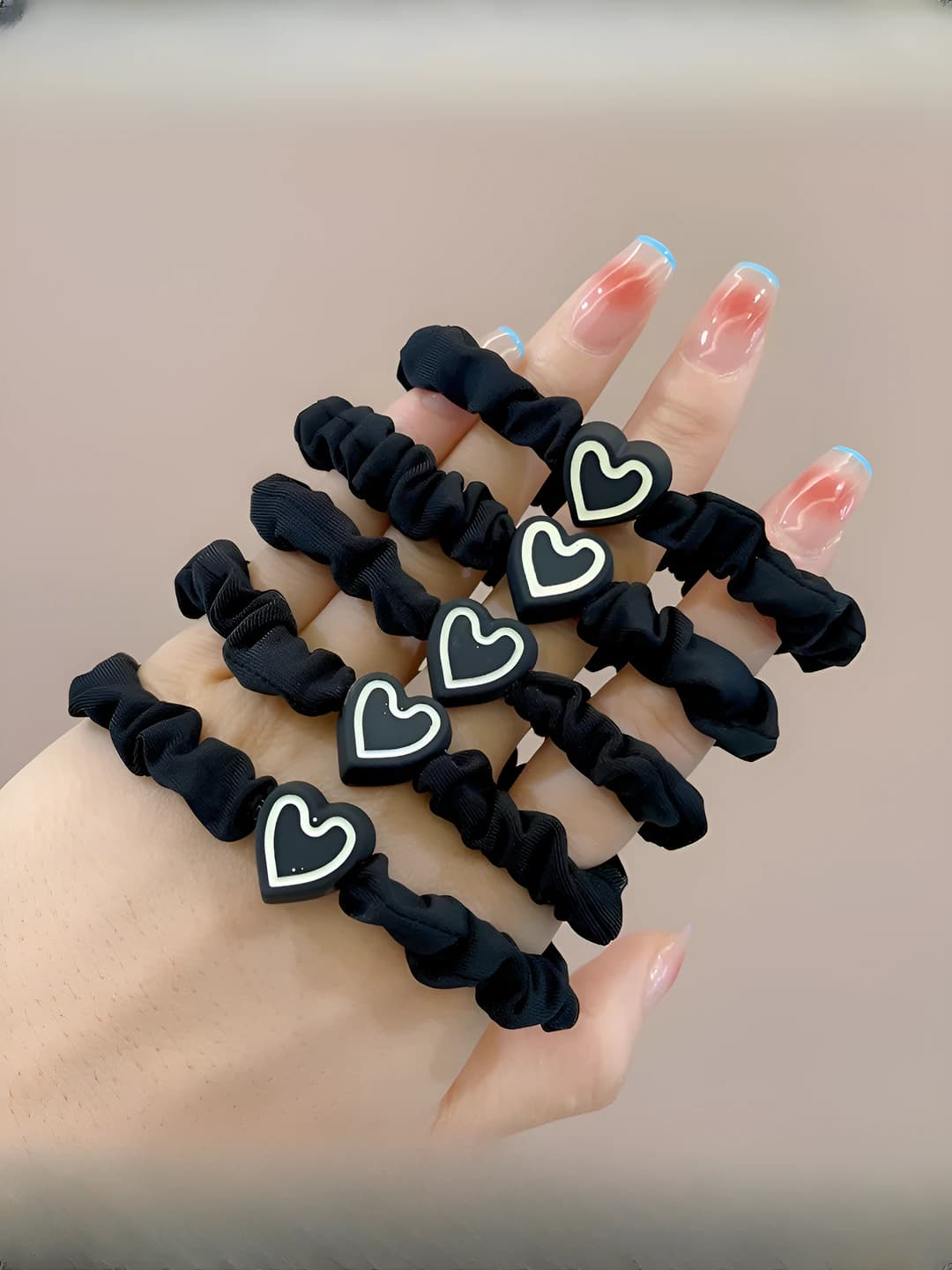 Чёрный сердце резинка 5 шт