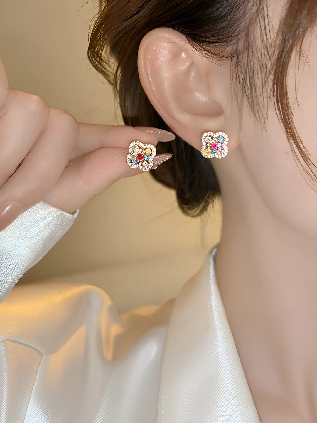 Серебряная игла-золото-разноцветный