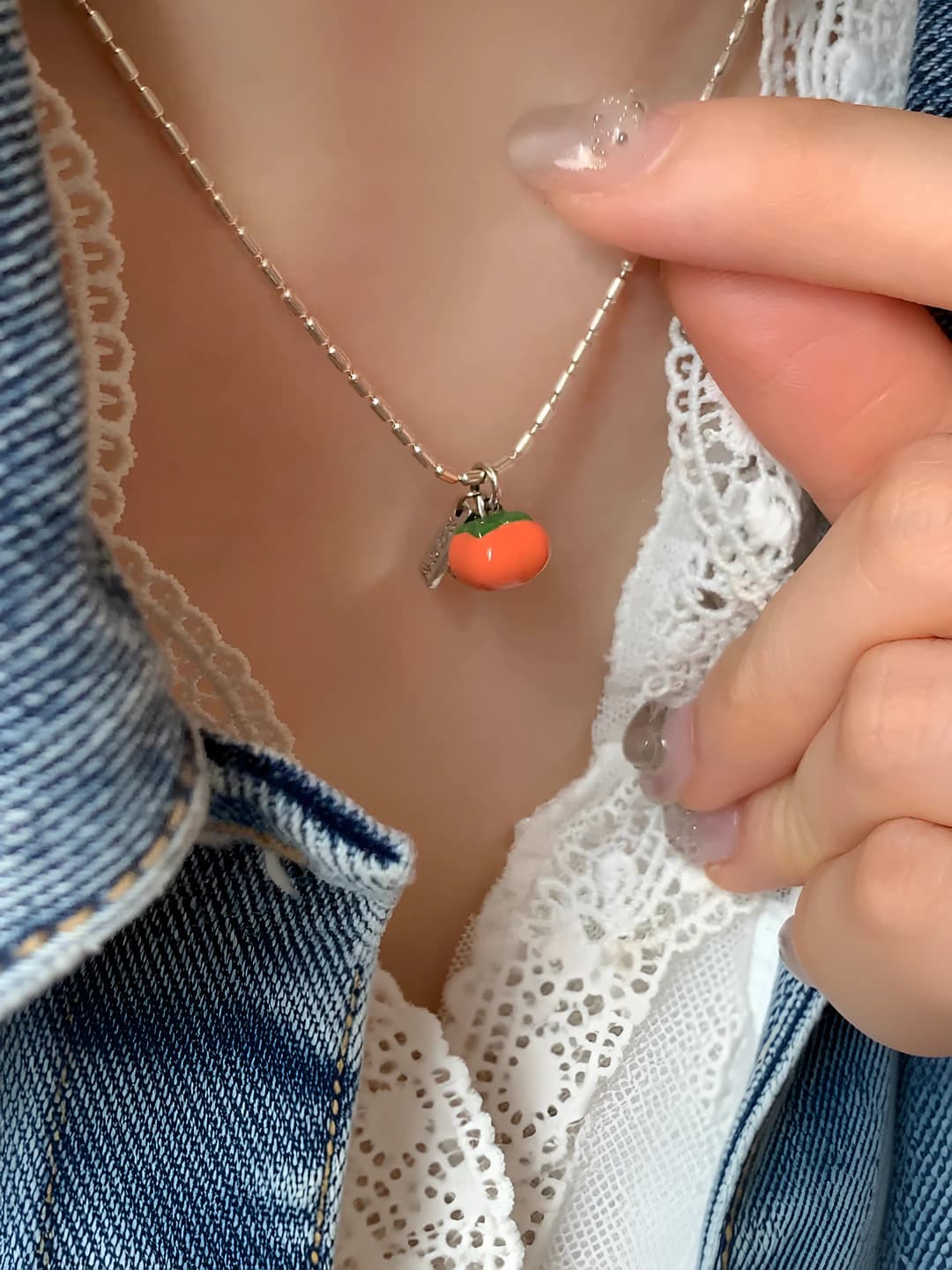 Women's retro persimmon pendant necklace, autumn-winter sweater chain, simple and unique design