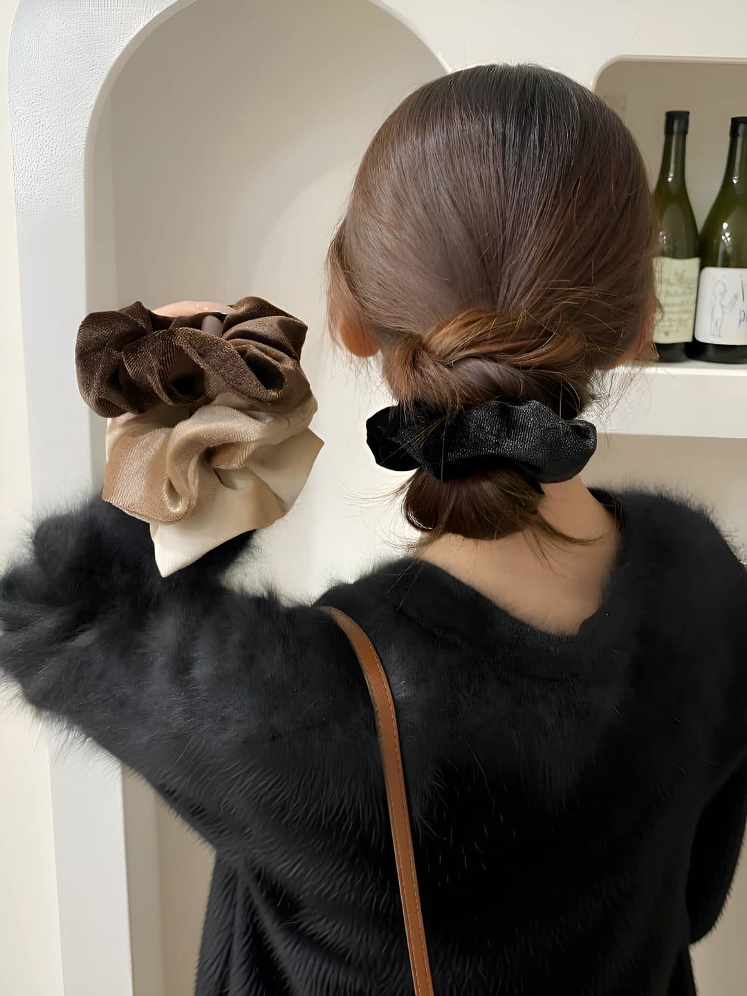 Women's autumn-winter retro velvet scrunchie hair tie, Korean style, loose fit, round design