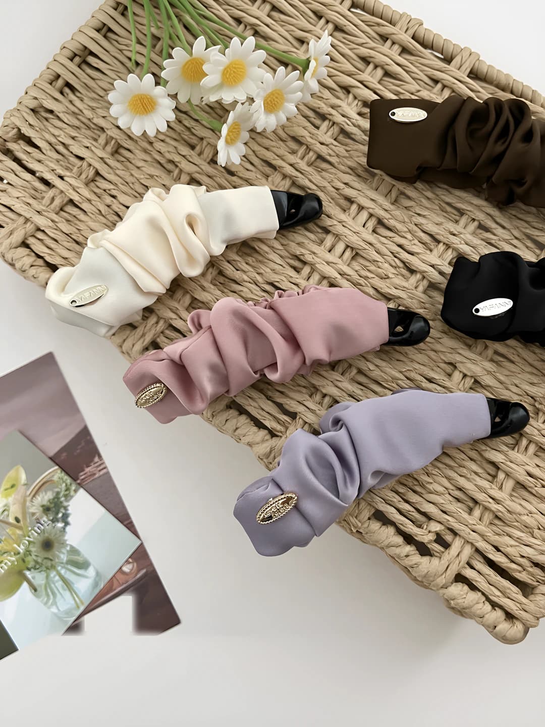Women's fabric-wrapped banana hair clip: handmade, mixed material, pleated, adds volume