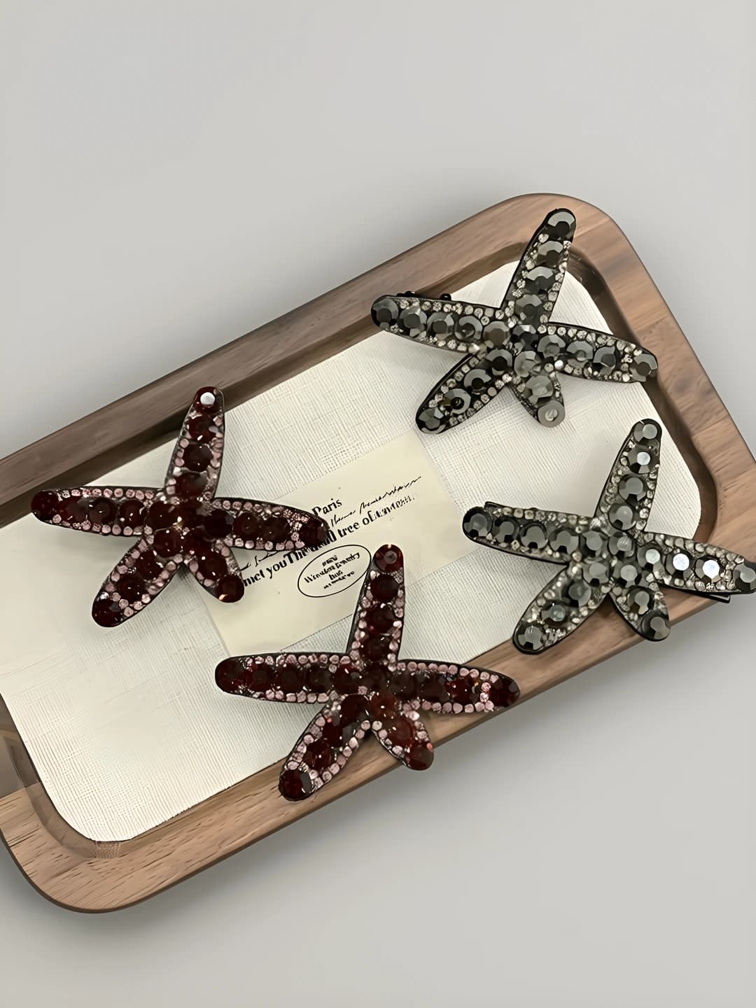 Women's rhinestone starfish hair clip made of acrylic, handmade, natural style