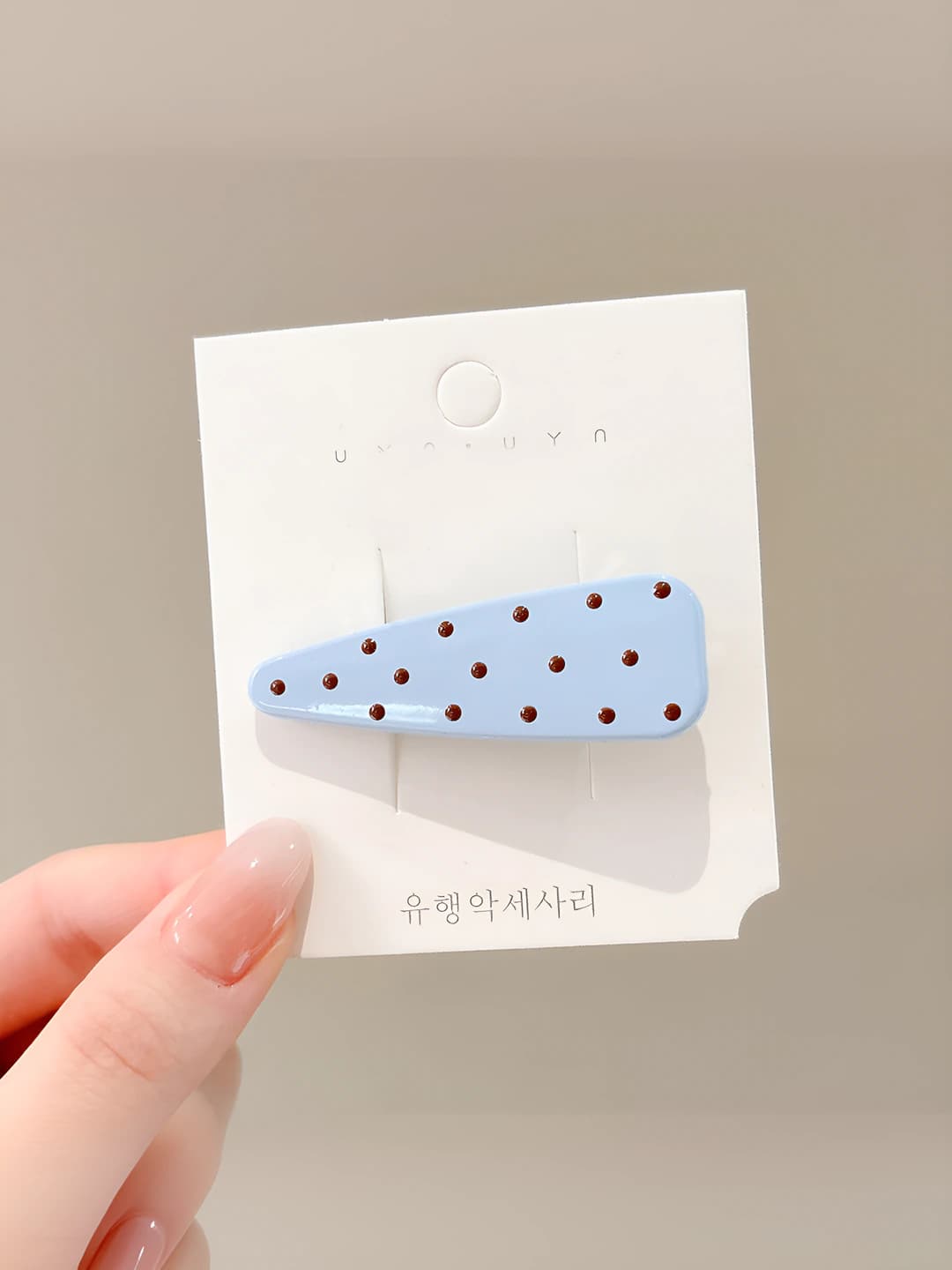 5# Blue polka dot clip ~5.7cm
