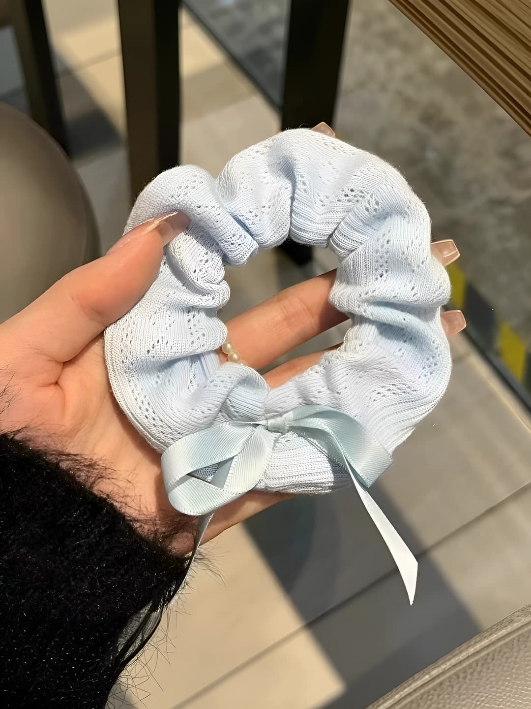 2# Knit, hair tie