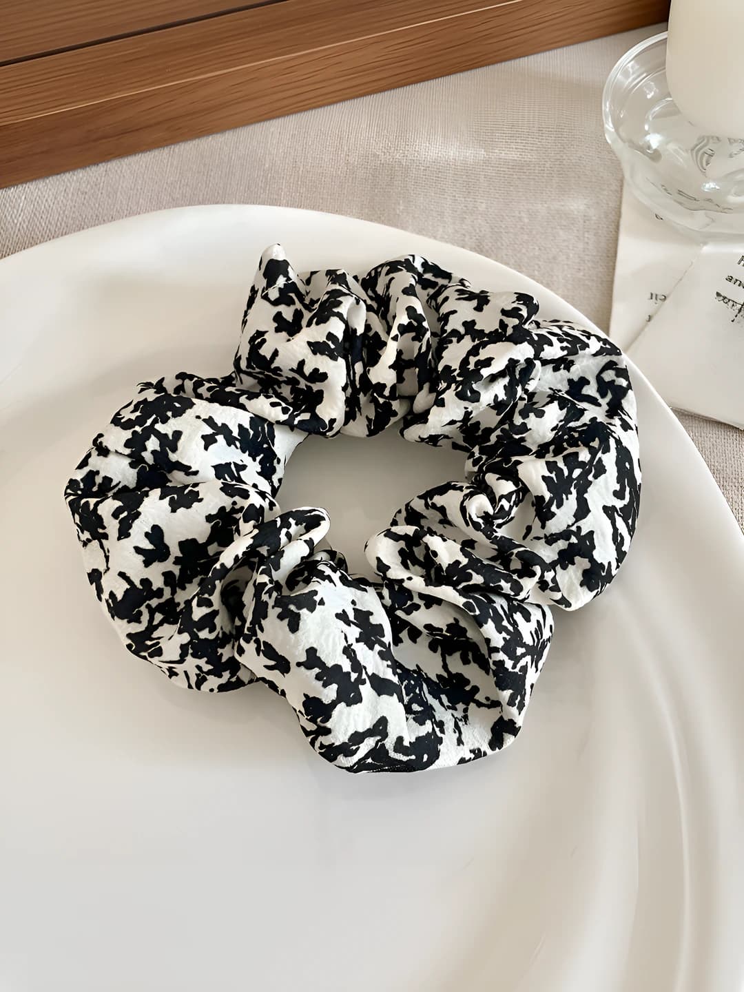 Чёрный, цветочный, 10 см