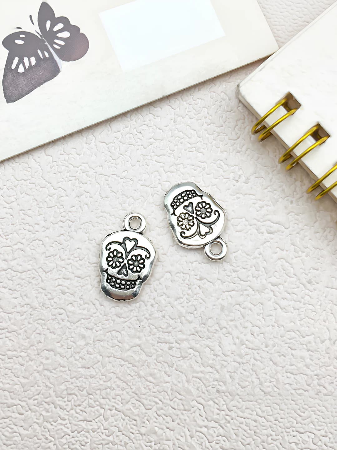 1 шт Цветочный череп 17x11mm-1.3g-10874