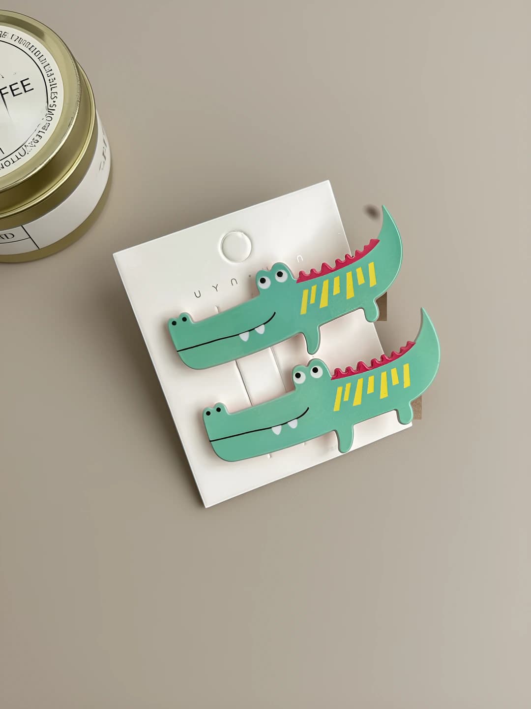 Big tooth crocodile 2 pcs