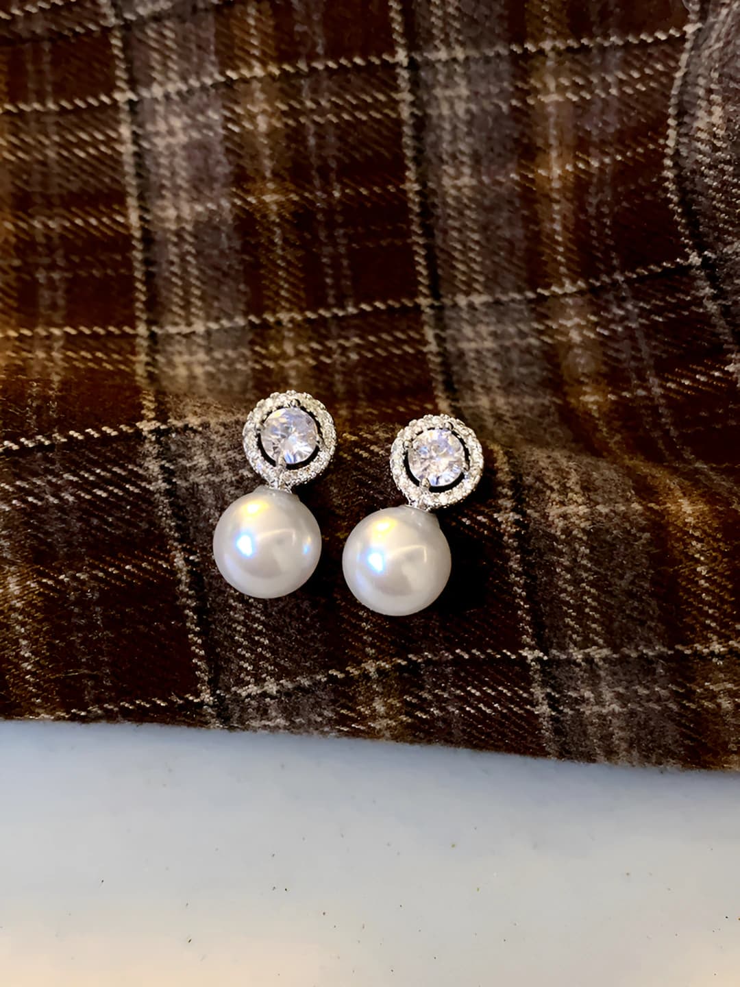 E6115 Silver