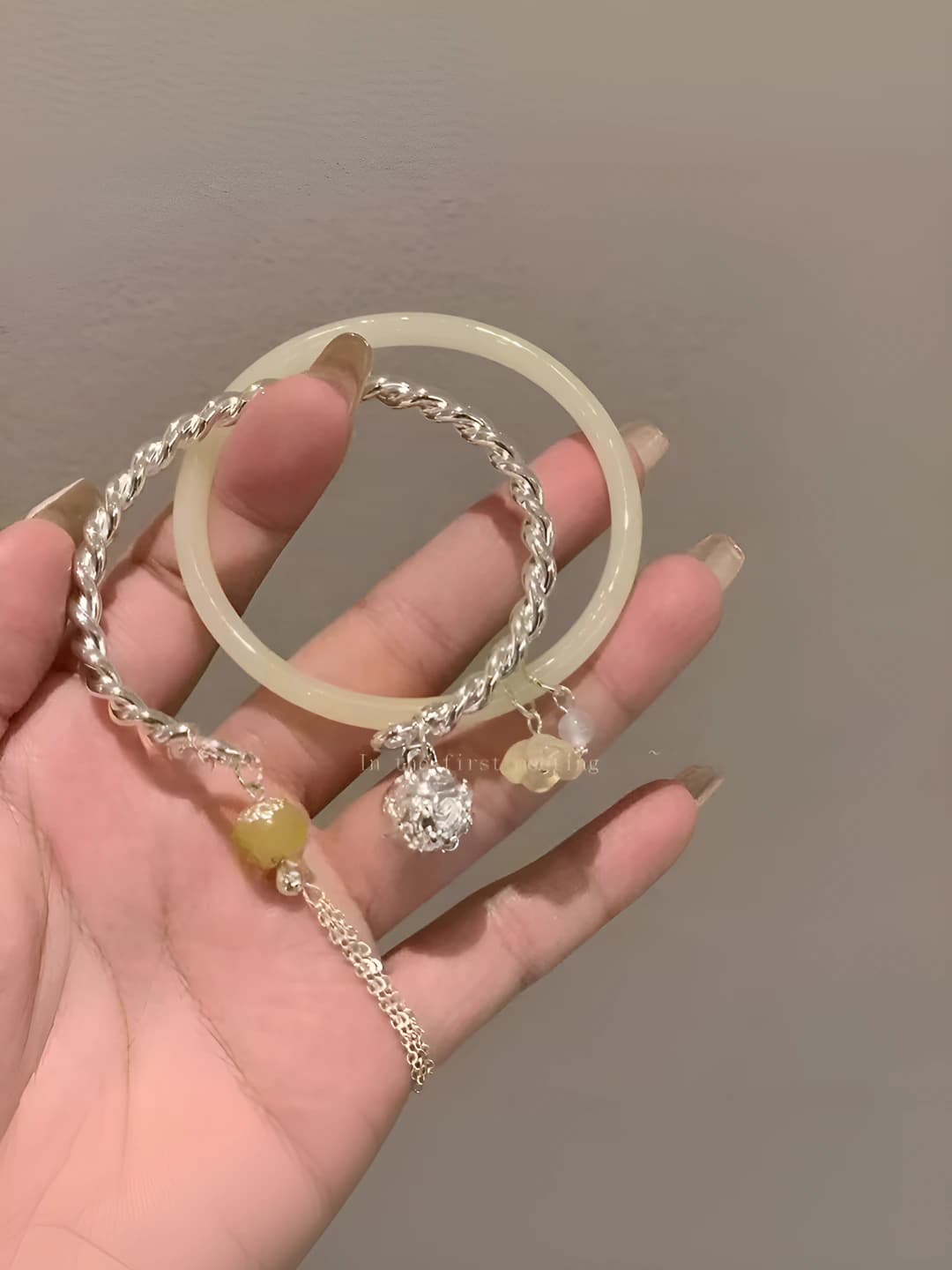Women's bracelet set in new Chinese style with bells and butterflies