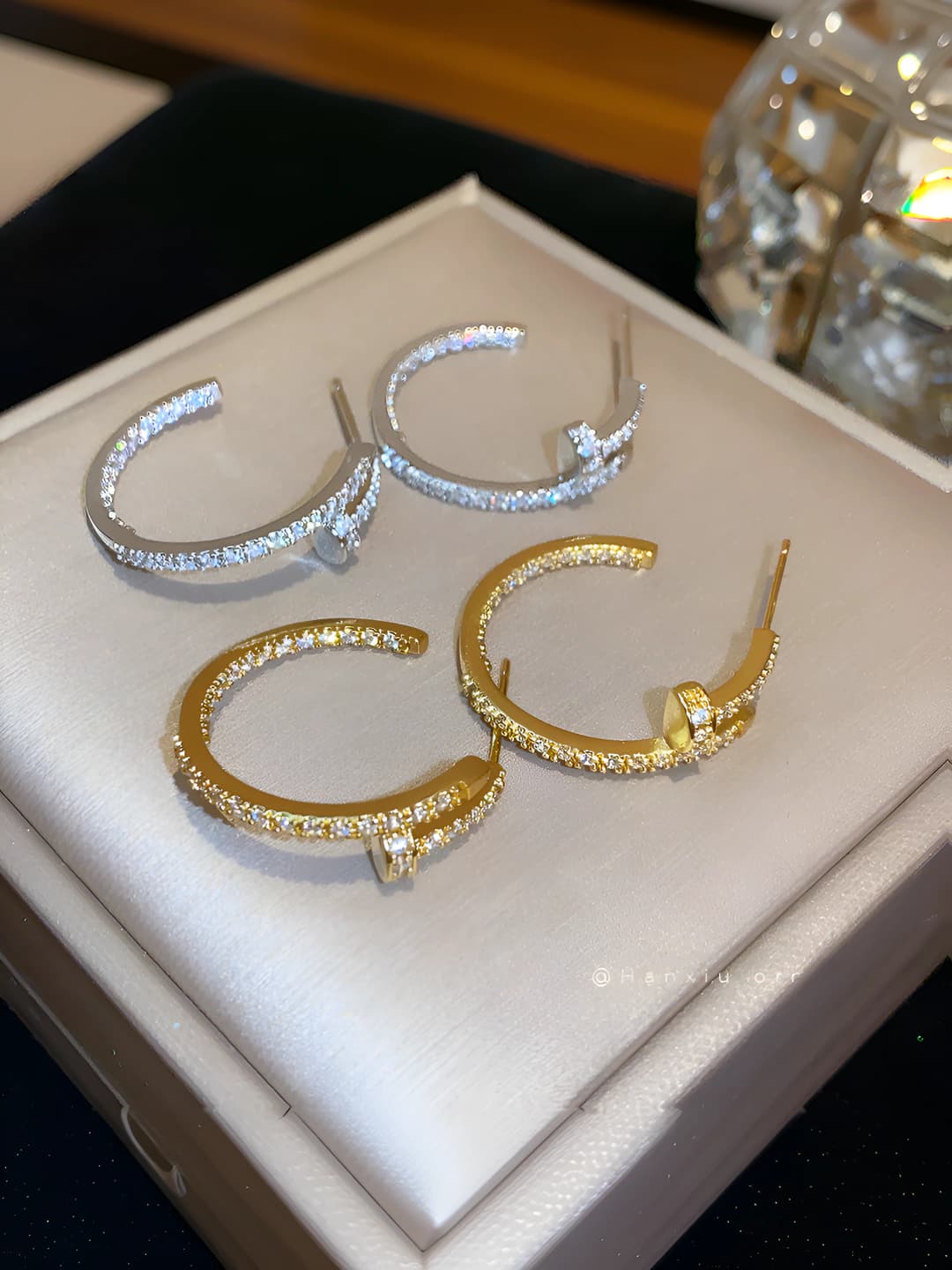Женские серьги с 18k золотым покрытием, стальной штифт, цирконий, геометрическая форма, элемент дизайна: круг, стиль: люкс