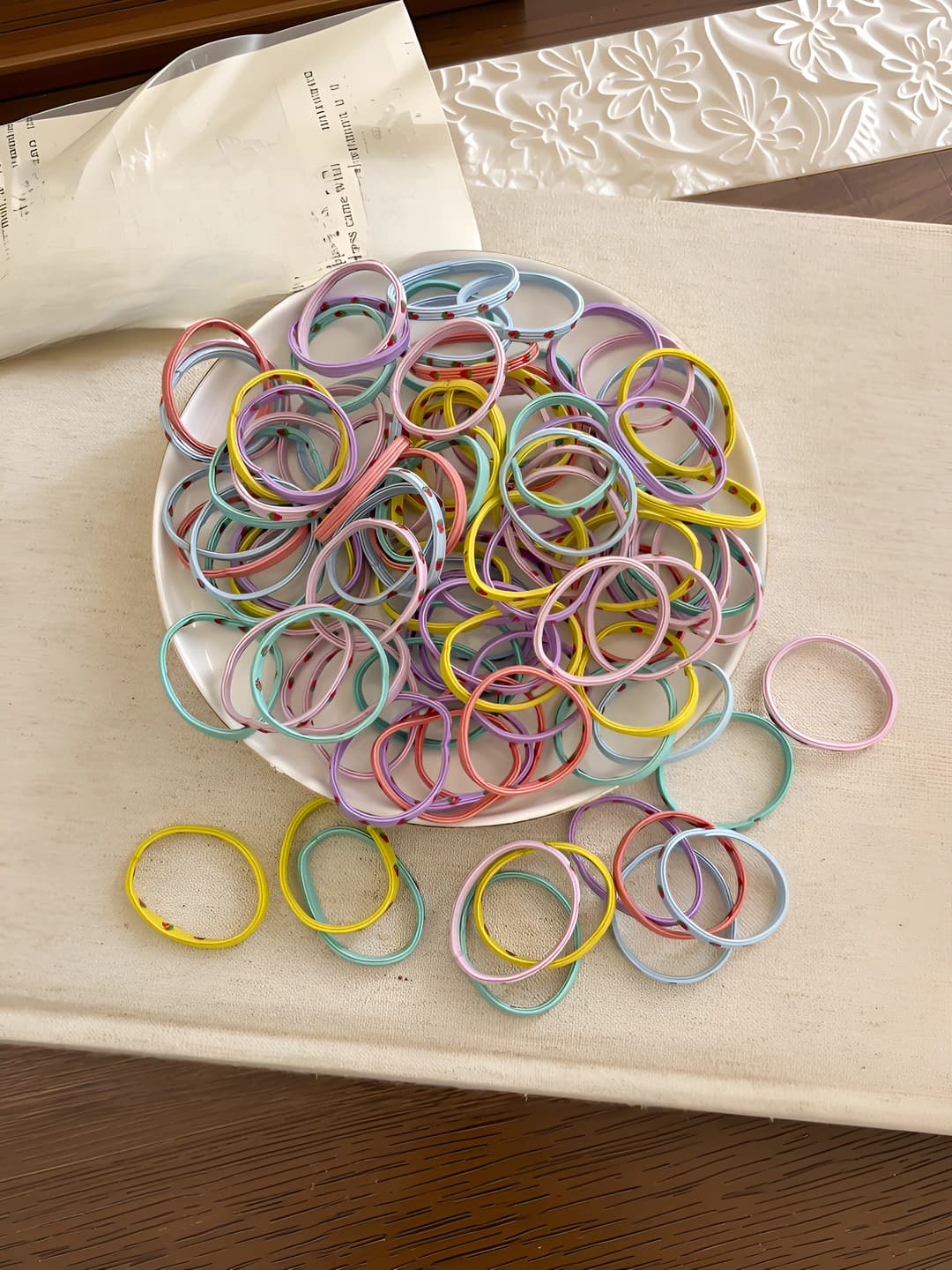 Multicolour flat cord strawberry (Large)-100 pcs
