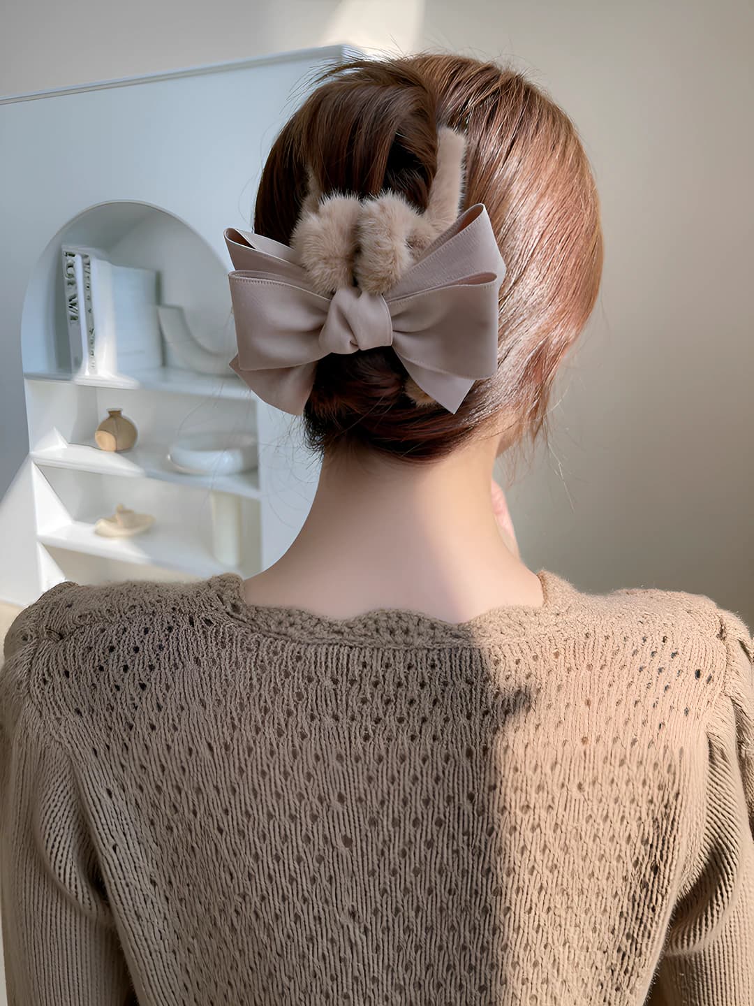 Women's hair clips and combs: large acrylic claw clip for autumn-winter